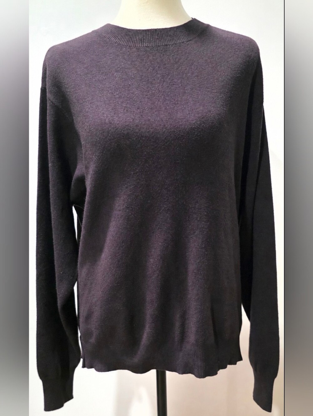 Lyla + Luxe Black Knit Crewneck Sweater • Medium • NWOT